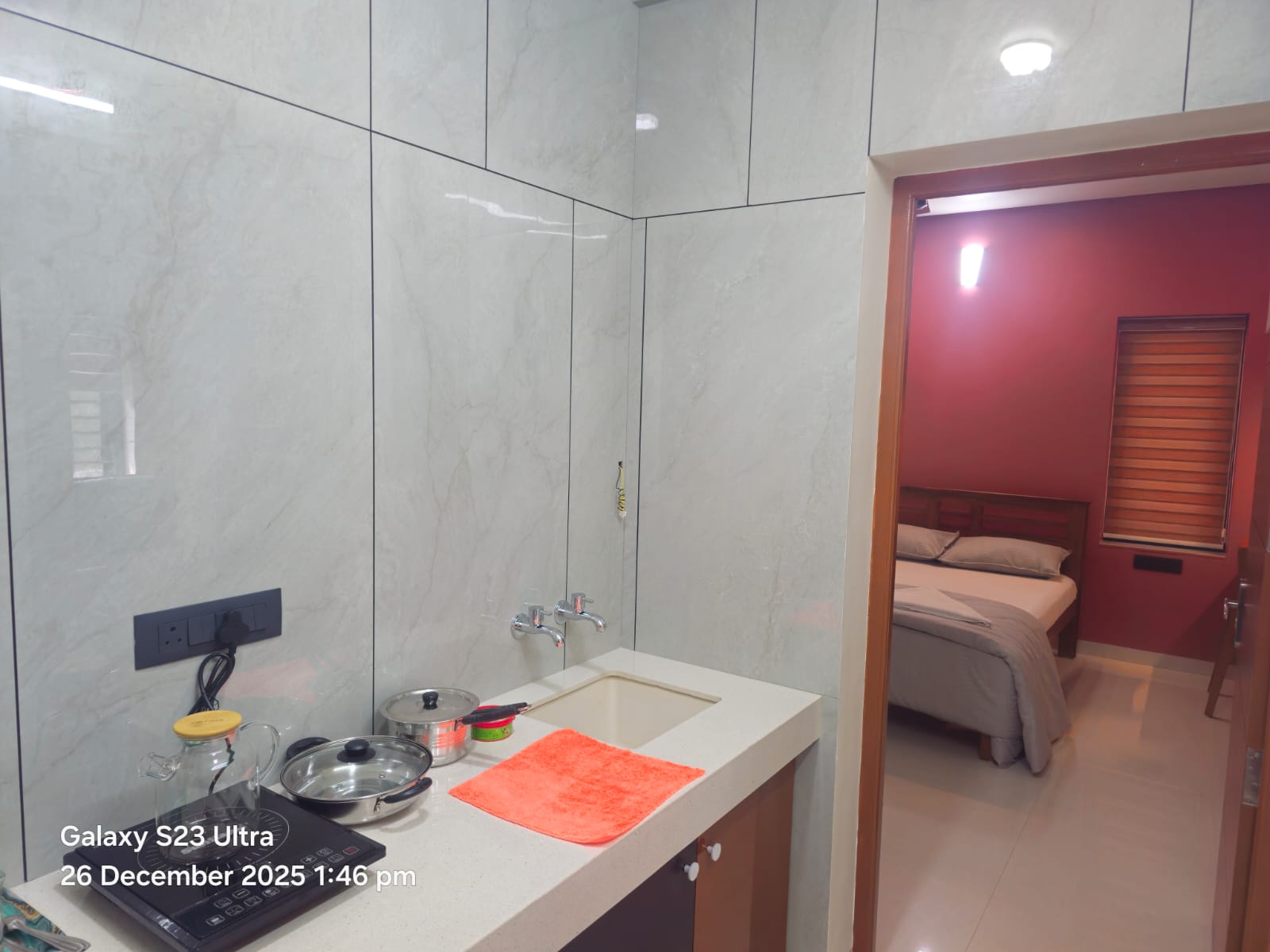 1 BHK — photo 11