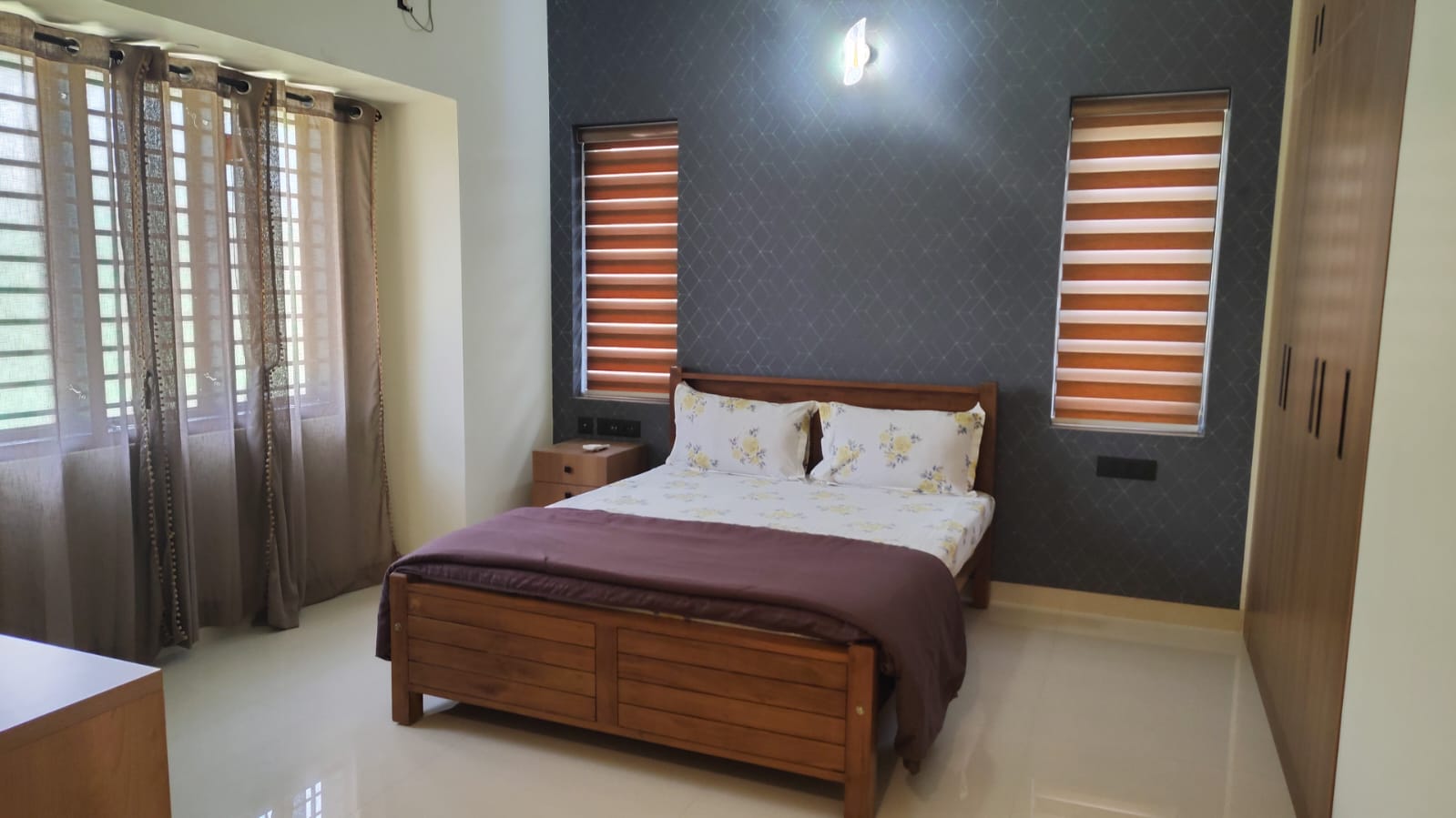 3 BHK — photo 11