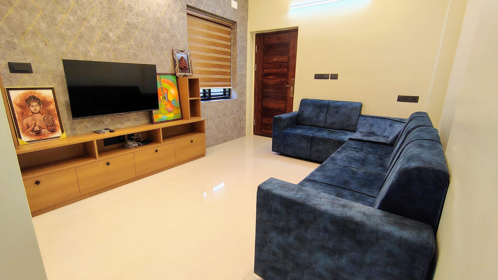3 BHK — photo 14